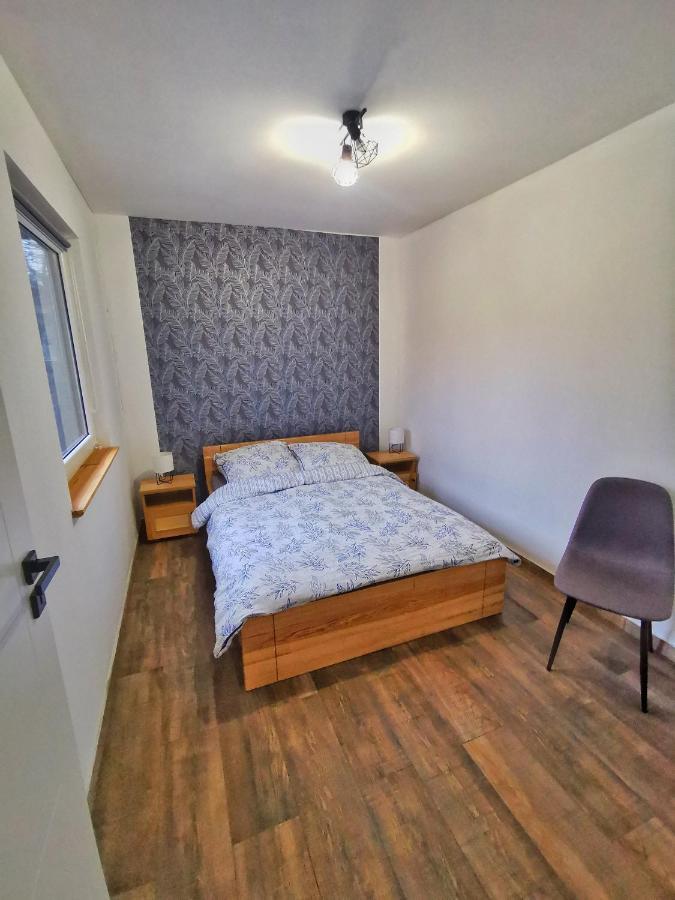 Vila Stawiska Nad Tanwia Jedrzejowka Exteriér fotografie